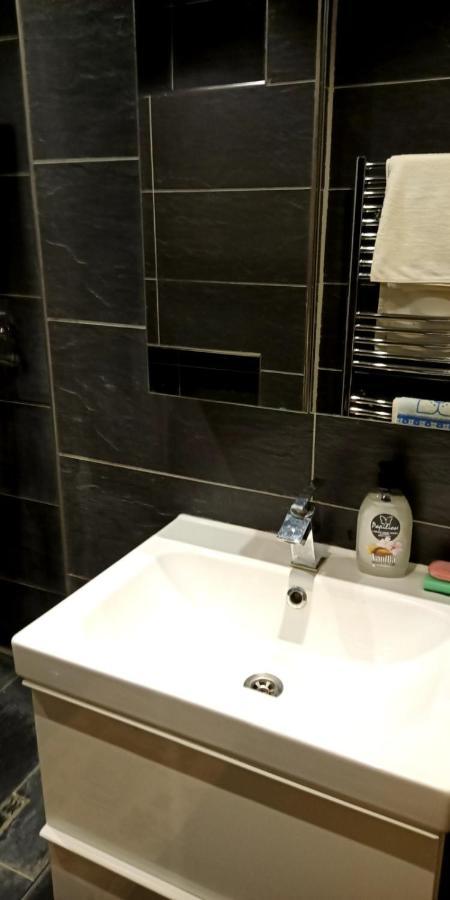 Appartement Bydleni V Centru Ov Blizko Stodolni, Bez Vytahu à Ostrava Extérieur photo